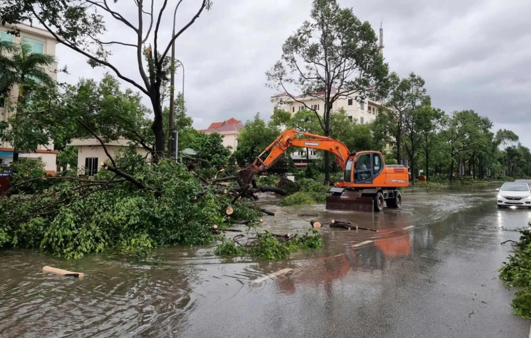 Bắc Ninh: tập trung chỉ đạo khắc phục hậu quả sau cơn bão số 3