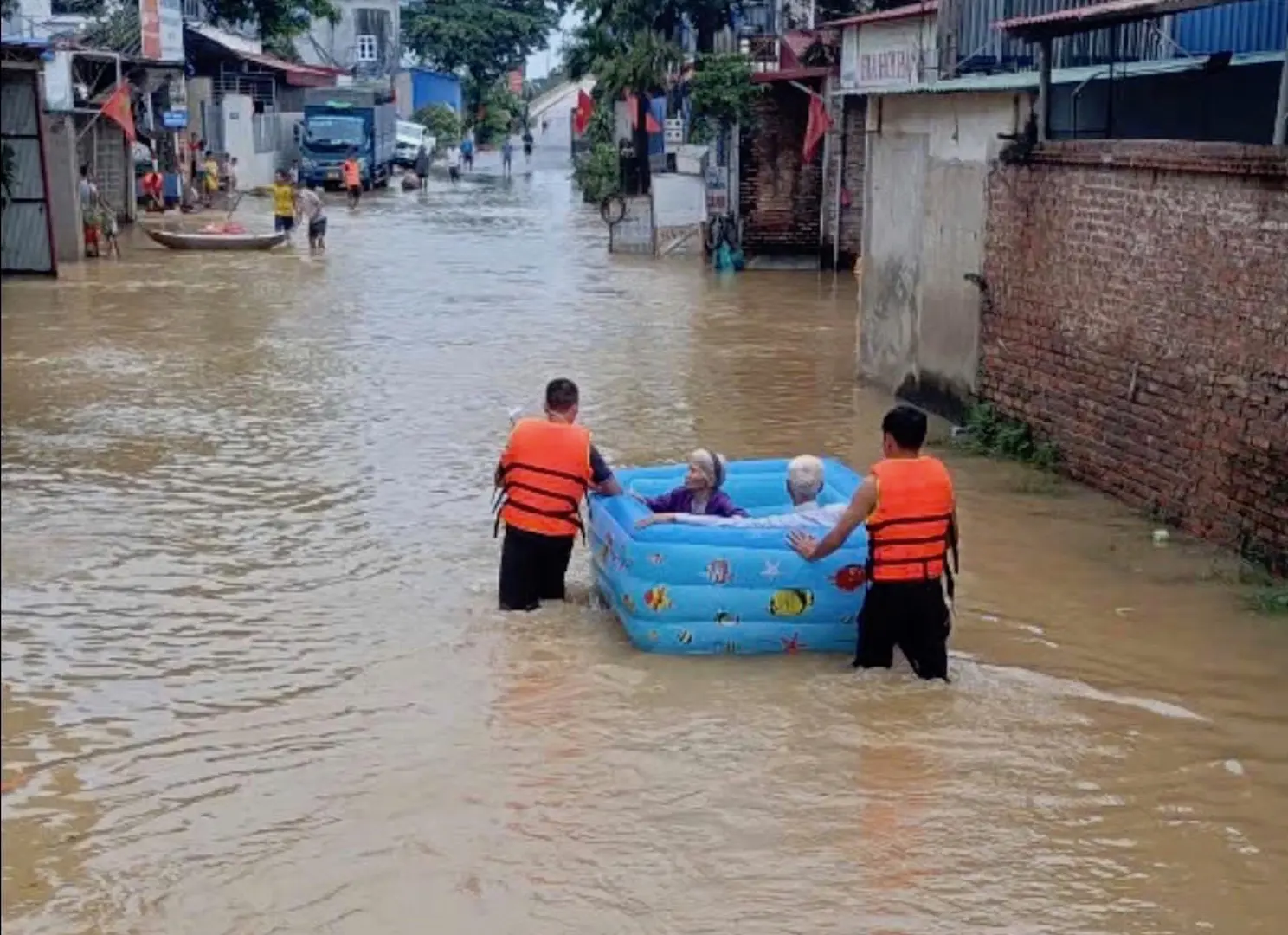 Hà Nội: đợt sơ tán chưa từng có của hơn 1.000 hộ dân huyện Sóc Sơn