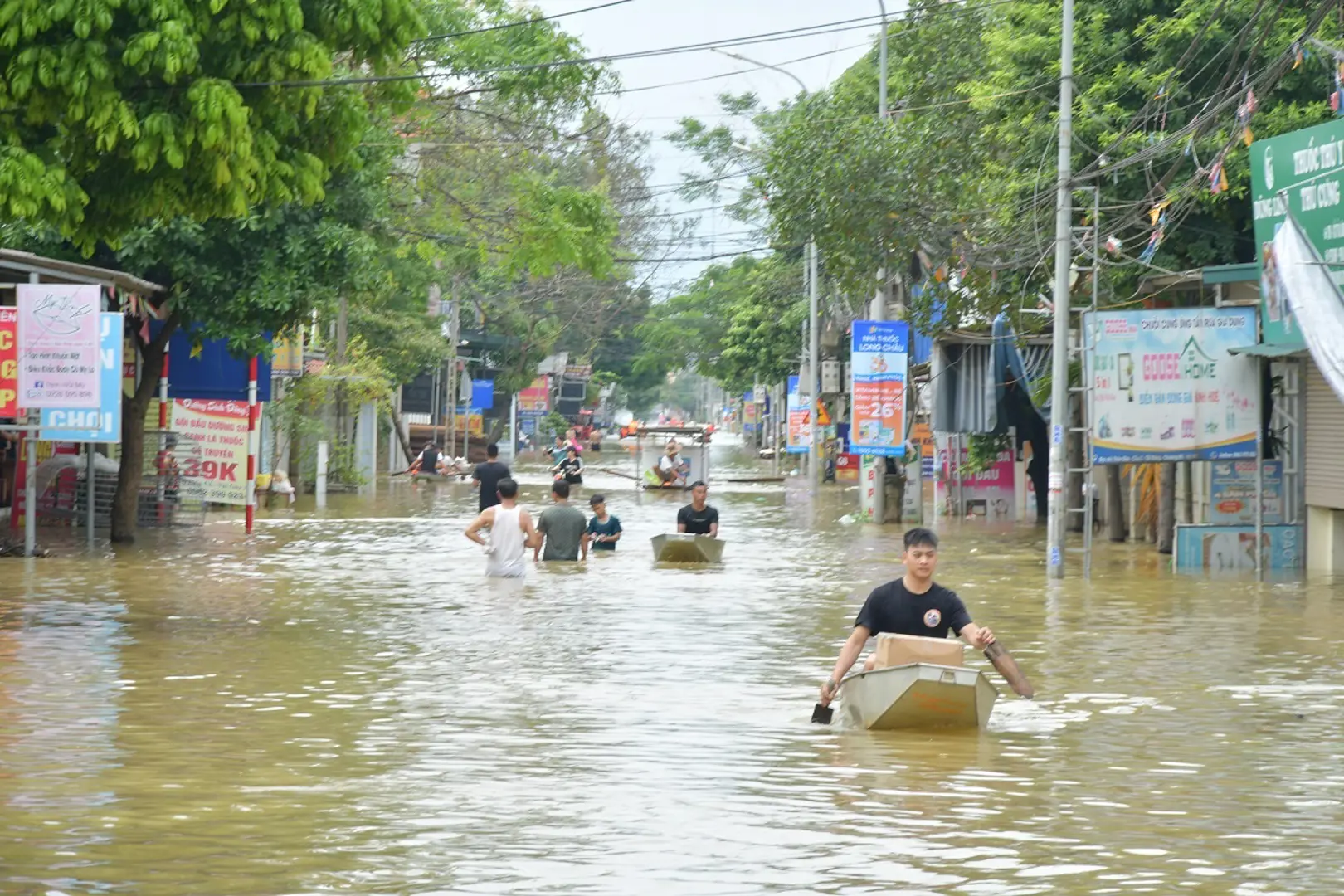 Huyện Chương Mỹ, mực nước sông Bùi tiếp tục dâng, 35 thôn, làng bị ảnh hưởng