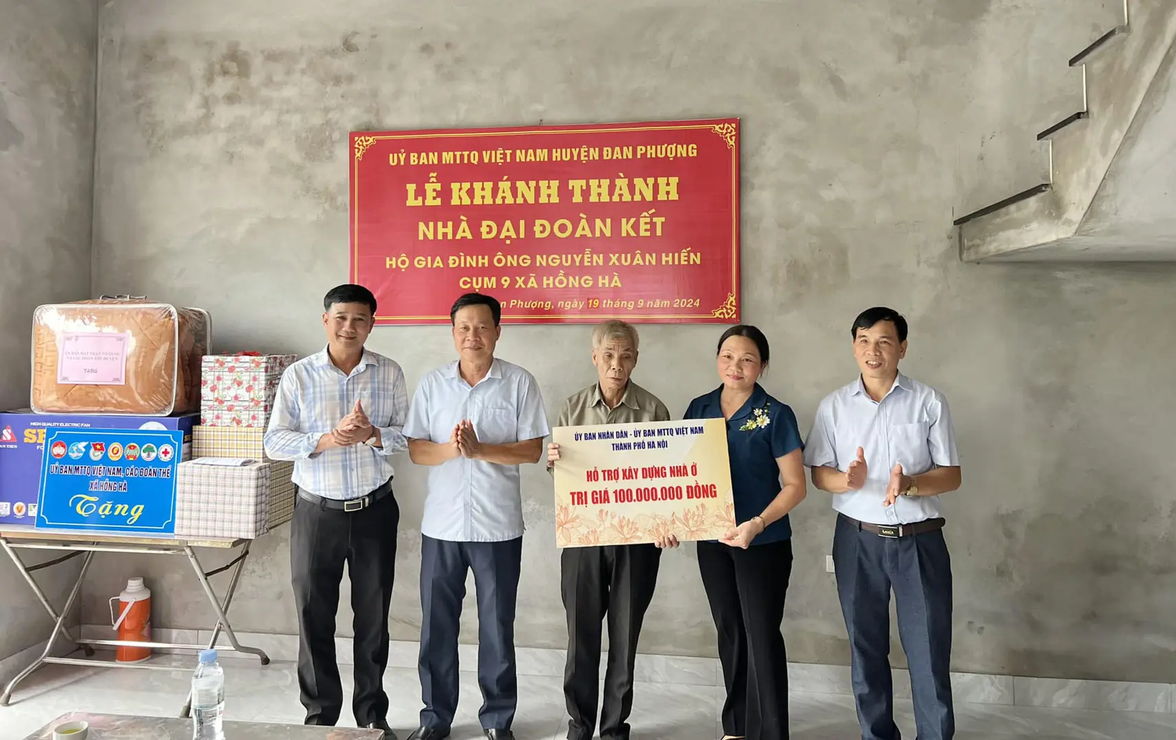 Huyện Đan Phượng khánh thành 7 nhà đại đoàn kết 