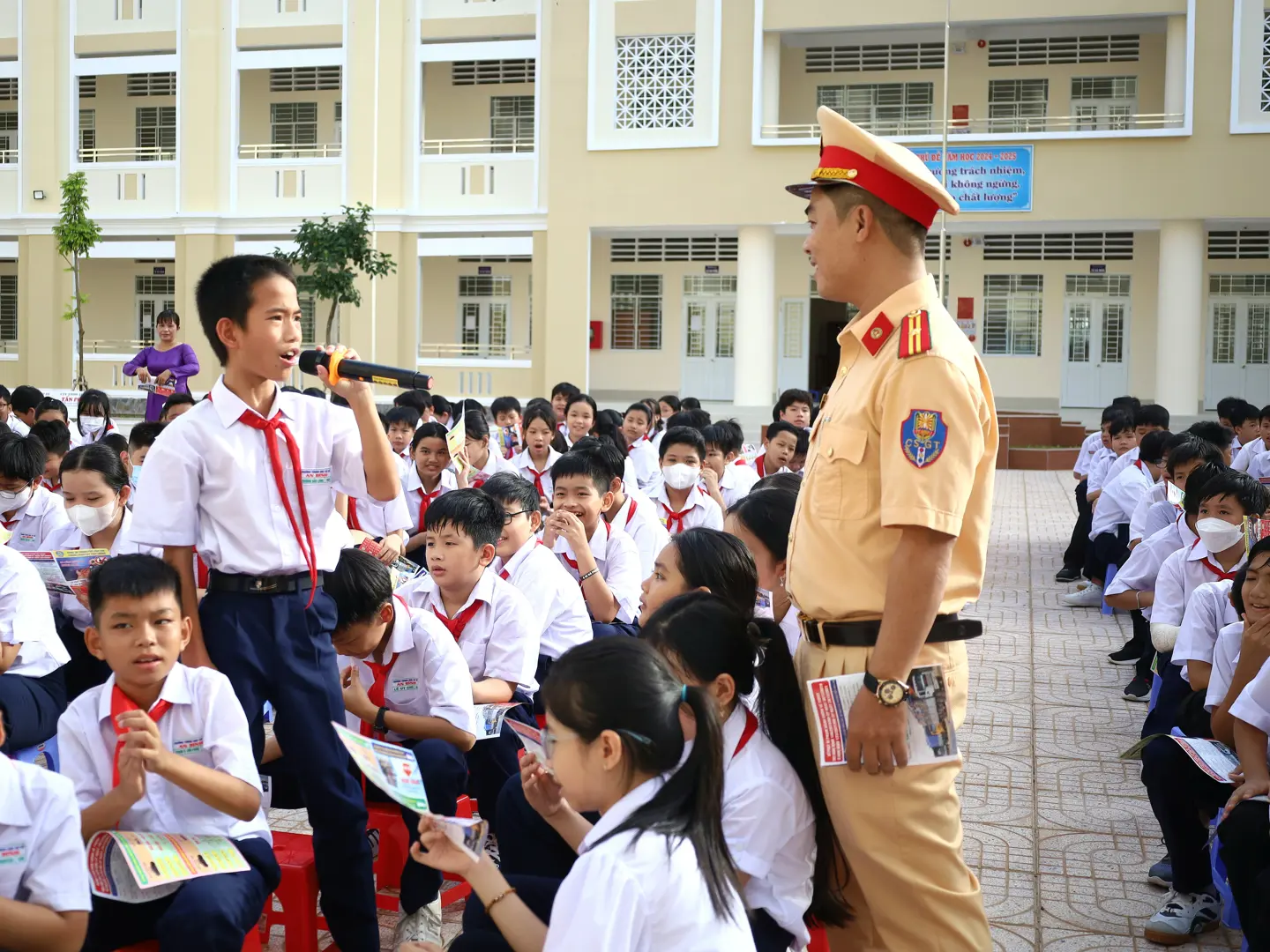 Cần Thơ: phối hợp tuyên truyền ATGT cho học sinh, học viên