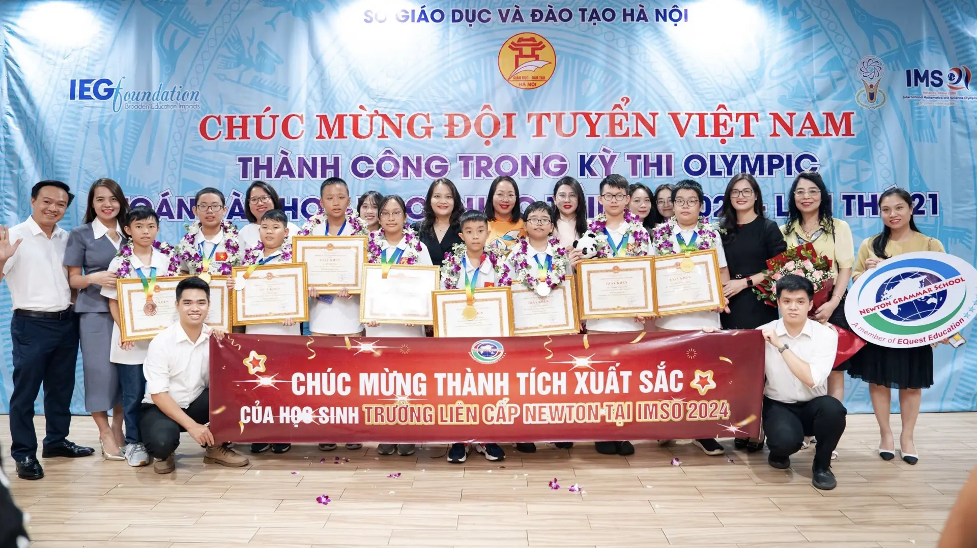 Trường Newton dẫn đầu Việt Nam tại Olympic Toán và Khoa học quốc tế (IMSO) 2024