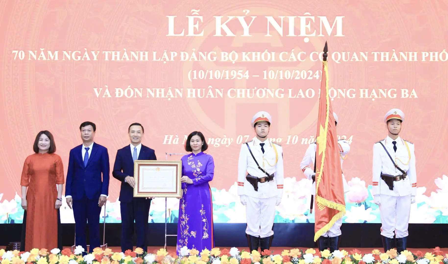 Đảng bộ Khối các cơ quan TP Hà Nội: thêm nét son vào trang vàng truyền thống Thủ đô