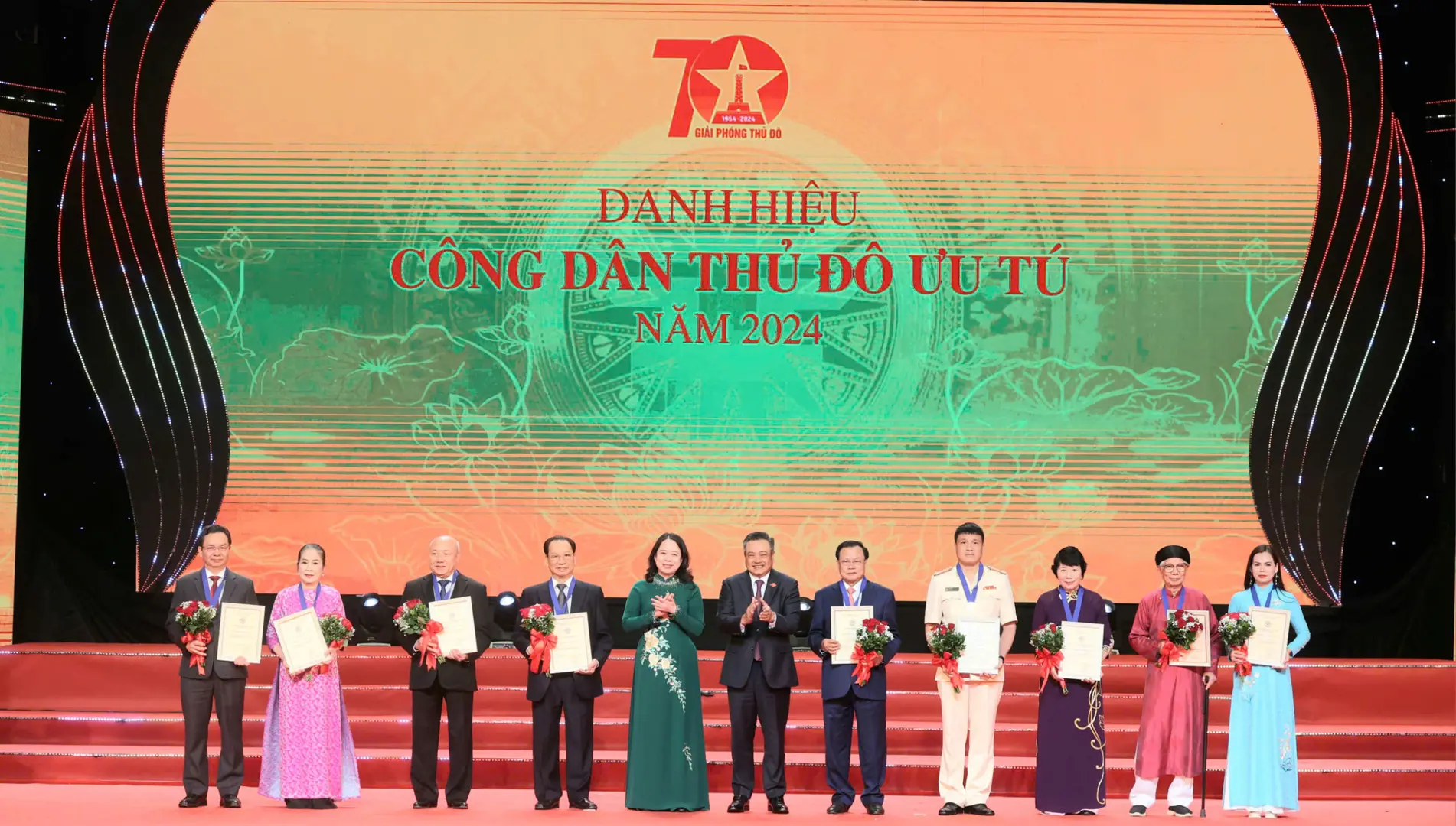 Hà Nội: vinh danh 10 "Công dân Thủ đô ưu tú" năm 2024