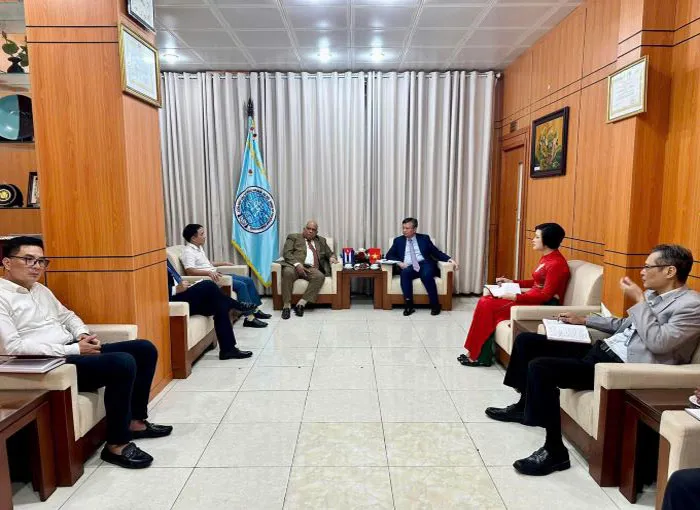 Thường trực Liên hiệp Hà Nội tiếp Đại sứ Cuba đến chào từ biệt