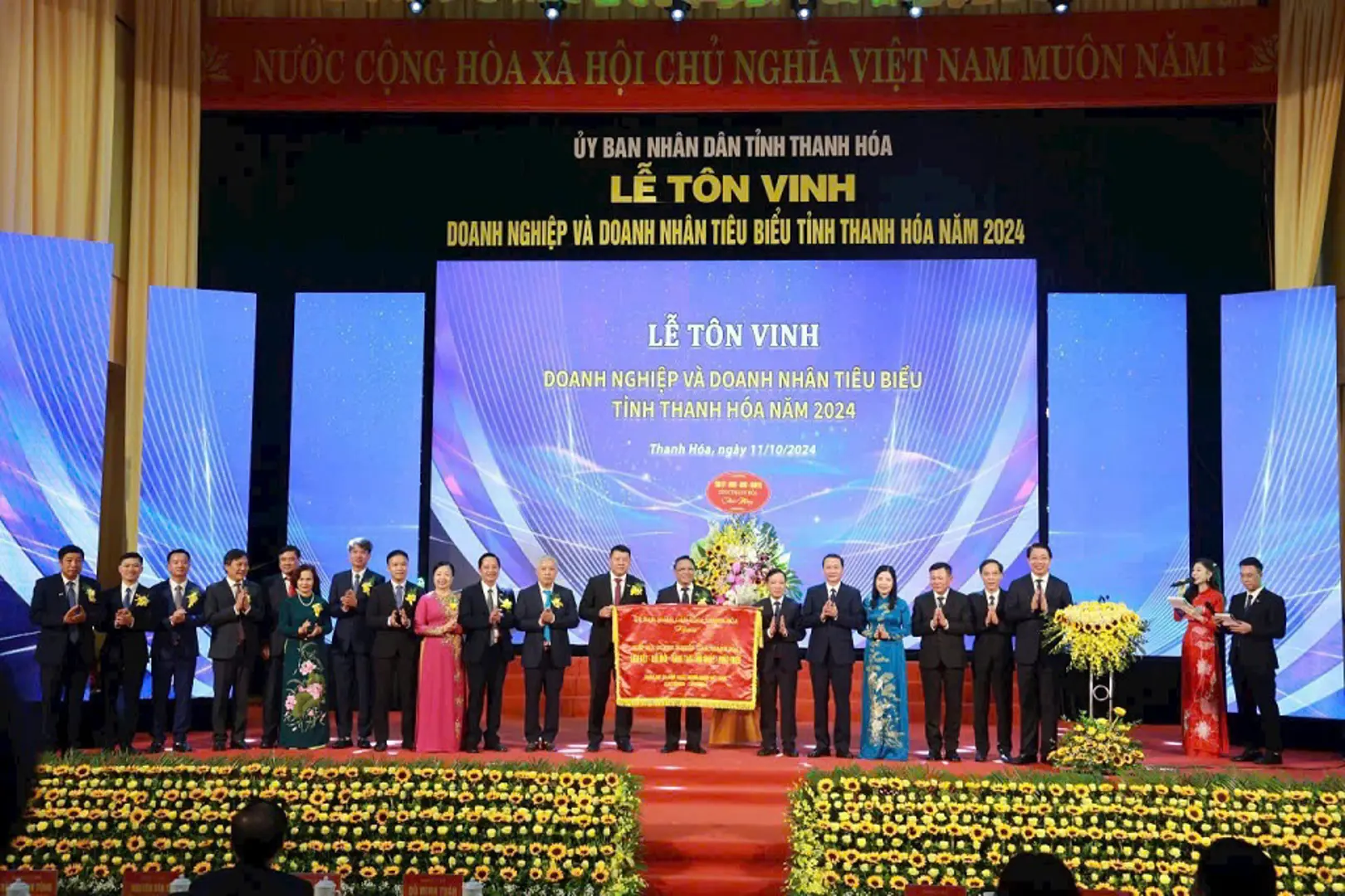 Thanh Hoá: tôn vinh doanh nghiệp, doanh nhân tiêu biểu năm 2024