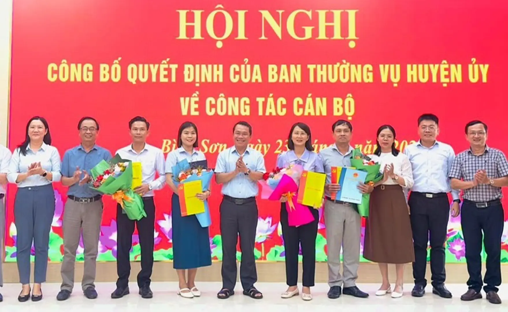 Quảng Ngãi chuyển vị trí công tác 290 cán bộ để phòng chống tham nhũng