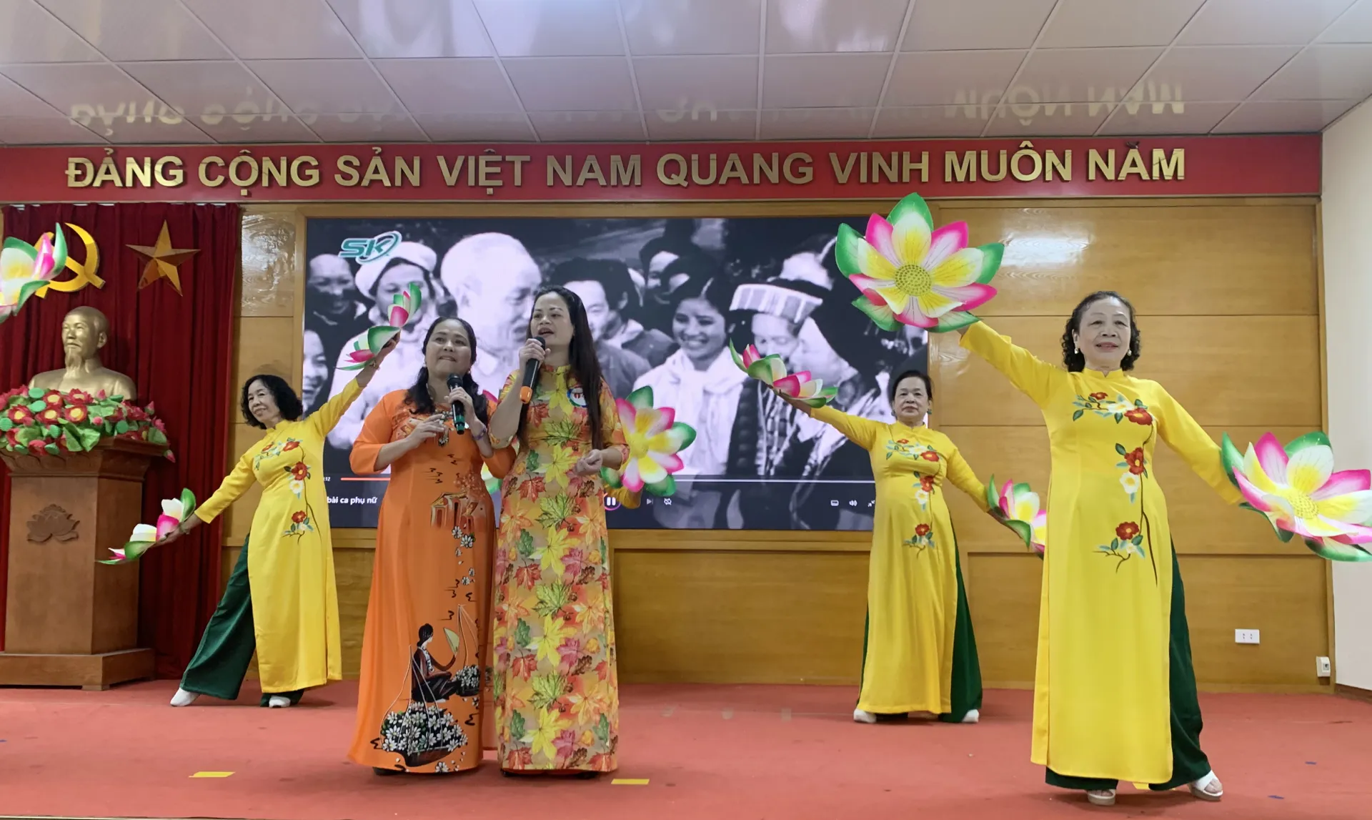 Ấn tượng cuộc thi “Song ca cùng phụ nữ khiếm thị” quận Thanh Xuân