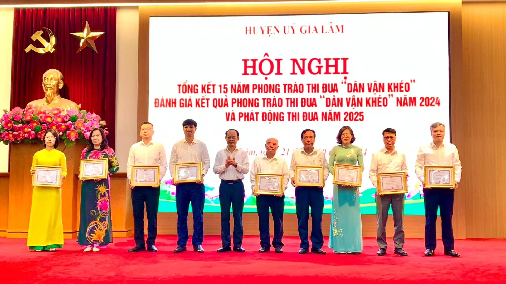 Huyện Gia Lâm: tổng kết 15 năm thực hiện phong trào thi đua "Dân vận khéo"