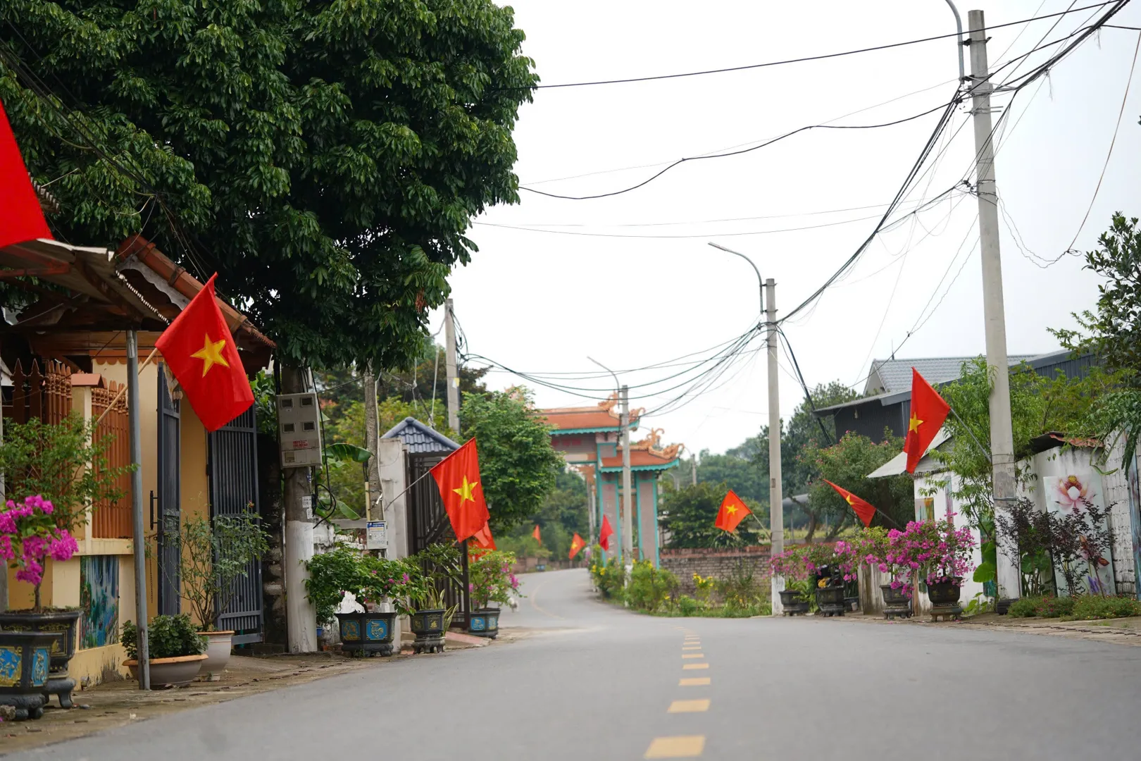 Xây dựng Thủ đô sáng, xanh, sạch, đẹp, an toàn