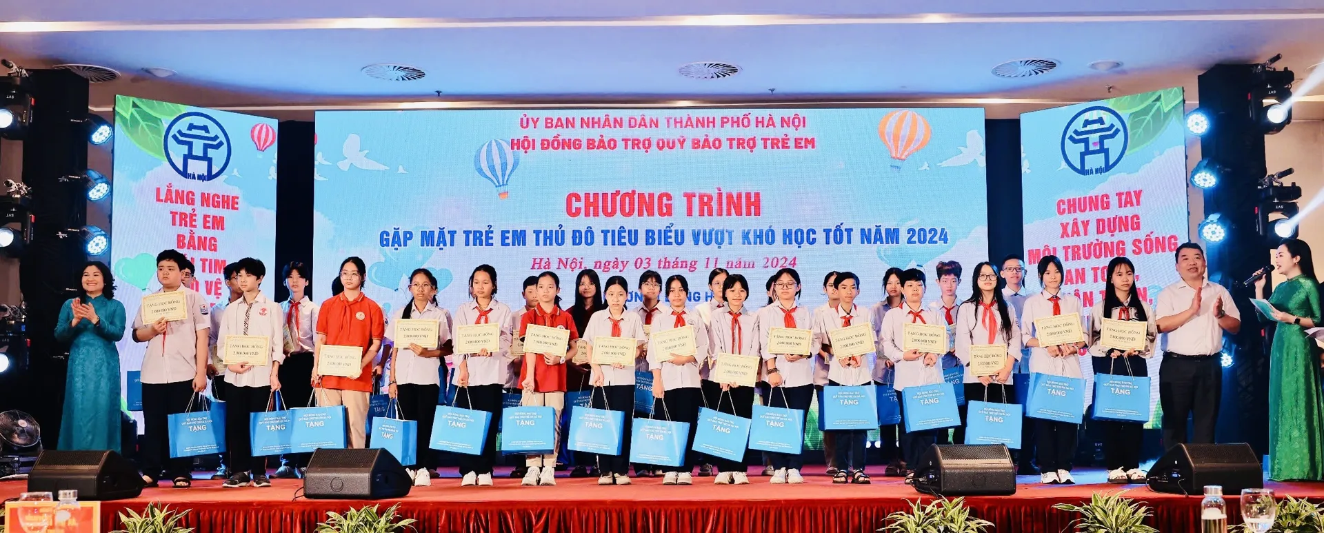 Hà Nội biểu dương 200 trẻ em Thủ đô tiêu biểu vượt khó học tốt