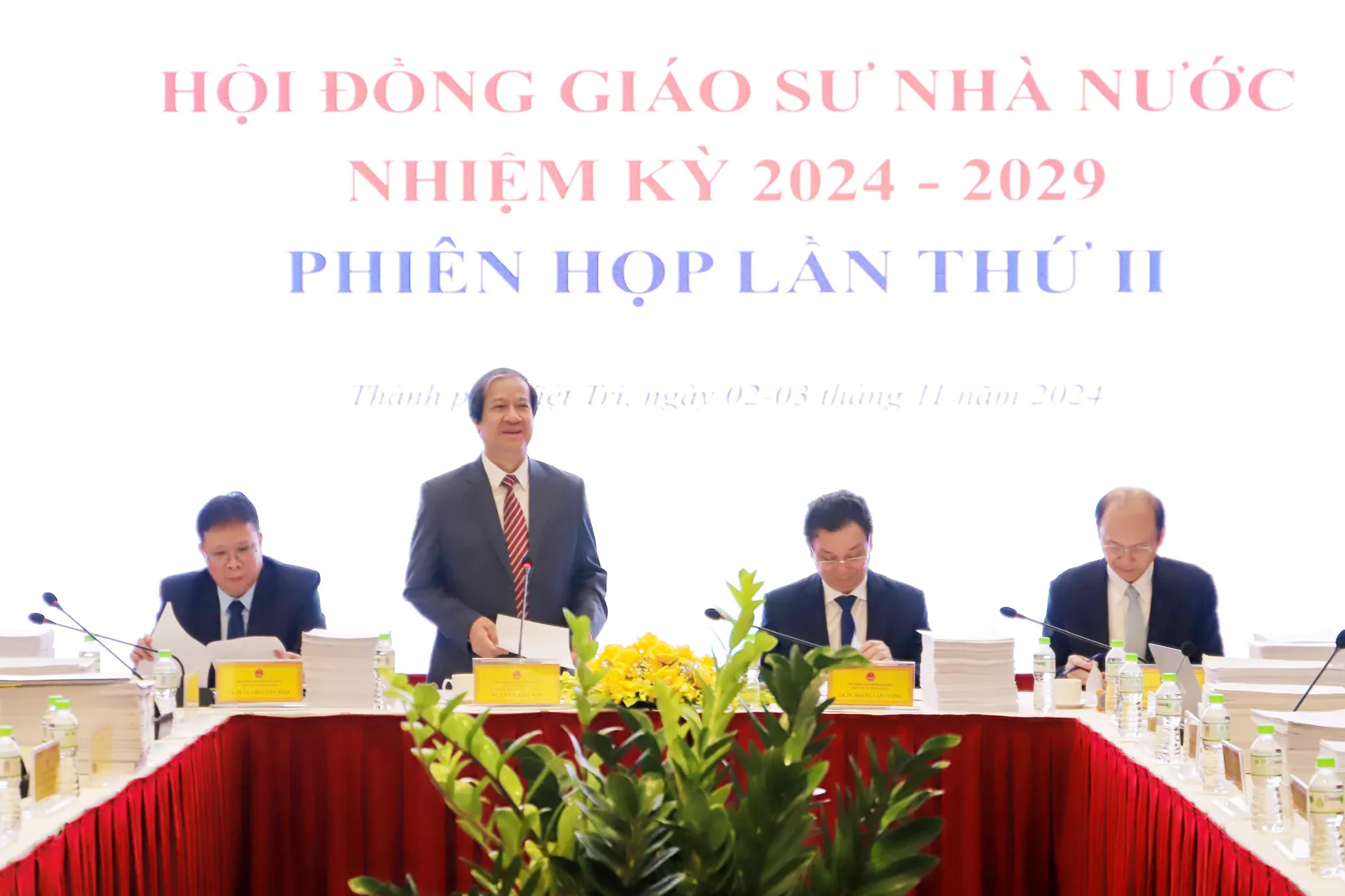 615 ứng viên đạt chuẩn chức danh giáo sư, phó giáo sư 2024