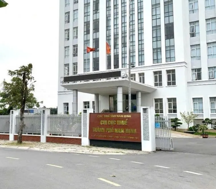 Nam Định: tạm giam 2 cán bộ ngành thuế liên quan đến mua bán hoá đơn