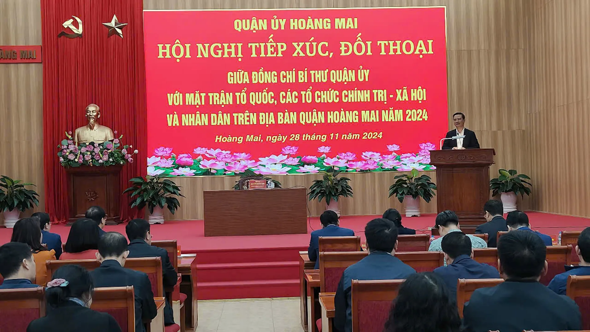 Bí thư Quận ủy quận Hoàng Mai đối thoại với các tổ chức chính trị-xã hội