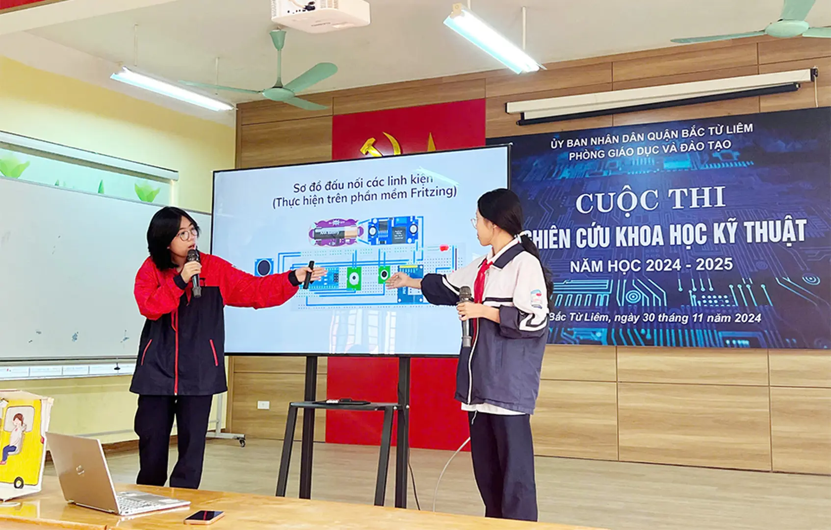 Học sinh say mê nghiên cứu khoa học nhờ cuộc thi Khoa học kỹ thuật