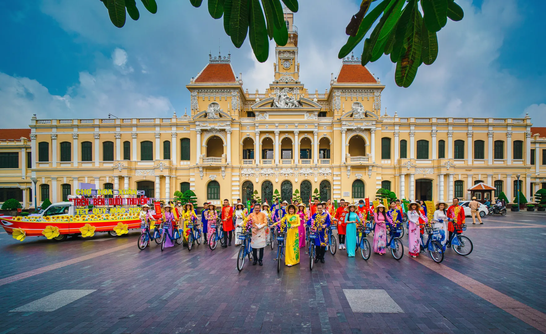 TP Hồ Chí Minh: chợ hoa Xuân “Trên bến dưới thuyền” kéo dài nửa tháng