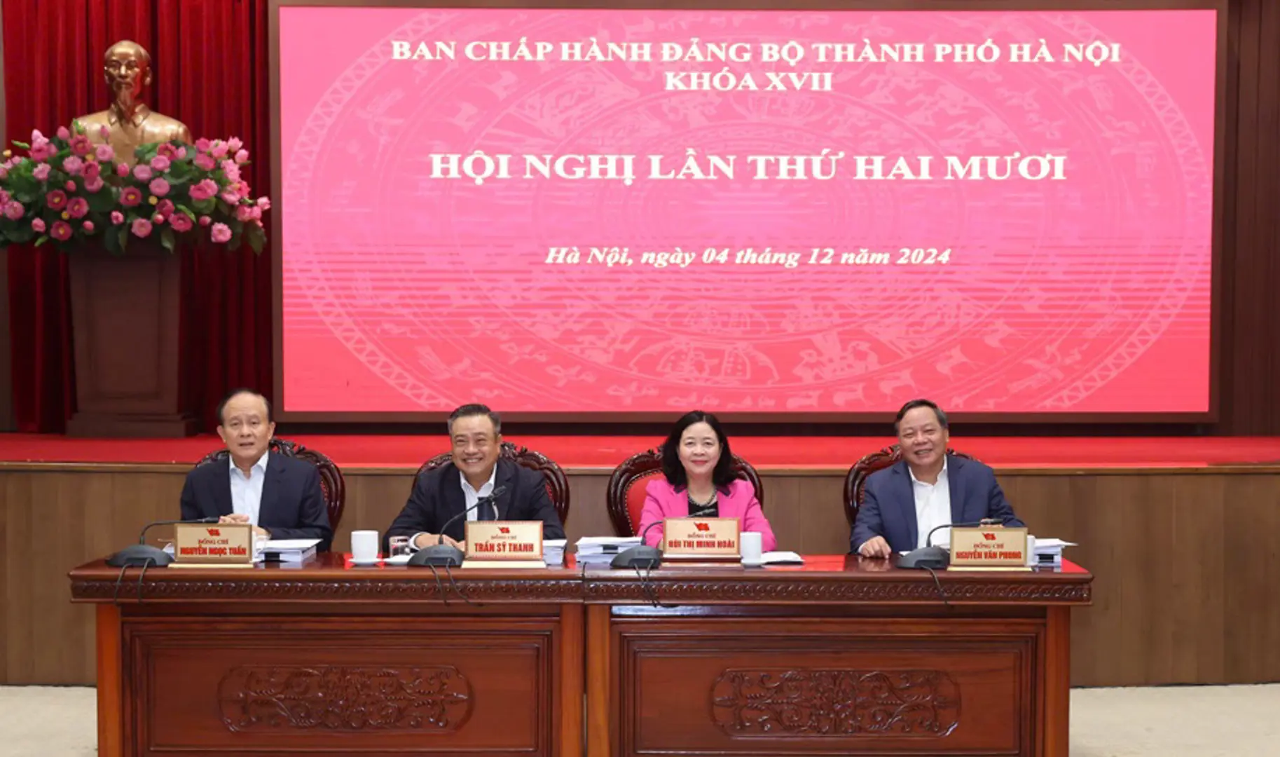 Khai mạc Hội nghị lần thứ 20 Ban Chấp hành Đảng bộ TP Hà Nội, xem xét nhiều nội dung quan trọng