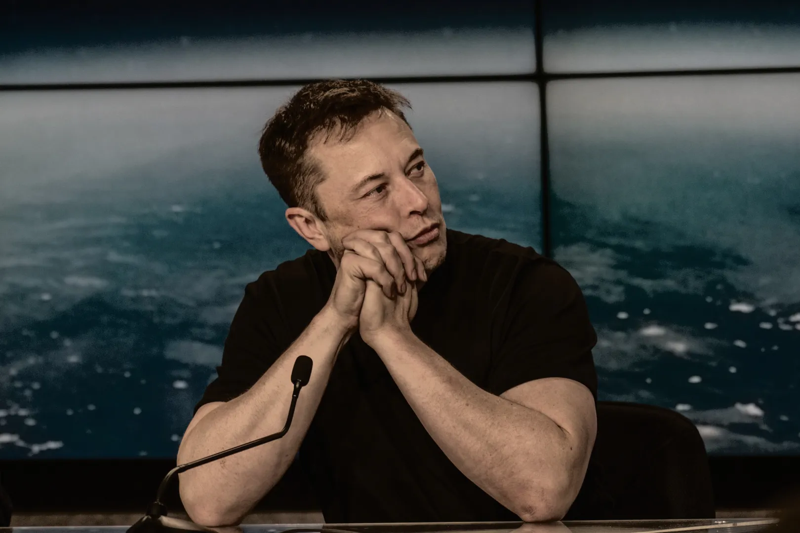 Bị tòa bác gói lương thưởng tỷ USD, Elon Musk vẫn "lãi đậm"