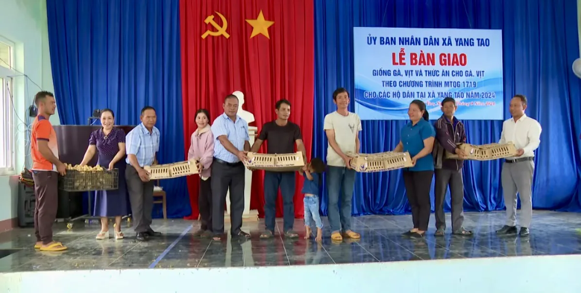 Giúp người dân thoát nghèo là nhiệm vụ trọng tâm tại xã Yang Tao