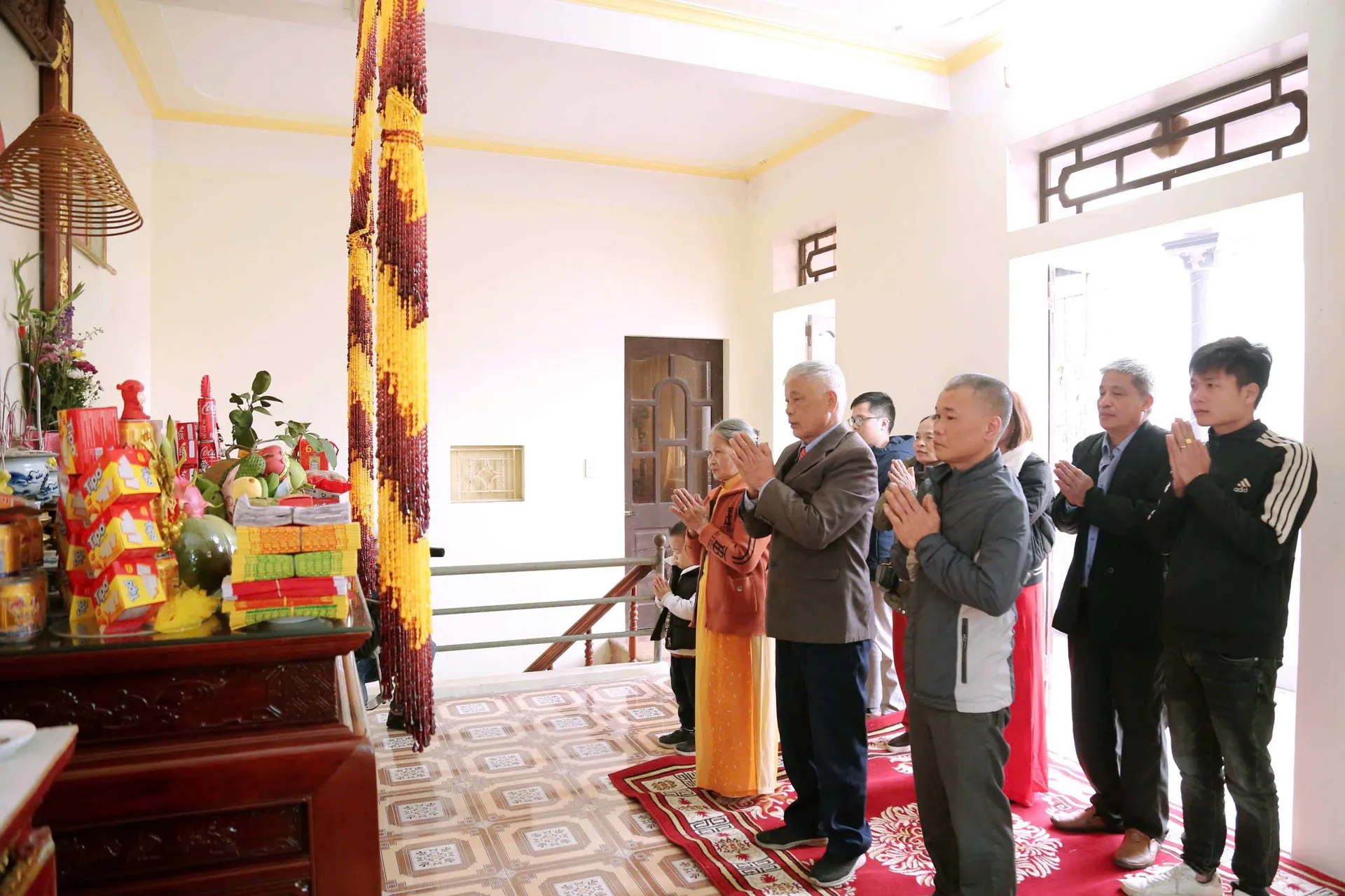 Tục xông đền, xông nhà đêm giao thừa: di sản văn hóa độc đáo Nam Định