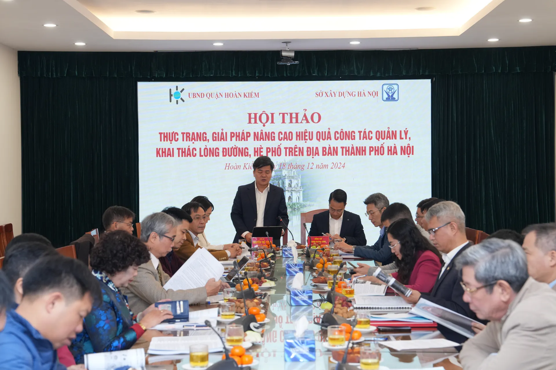 Cho thuê vỉa hè: cần thiết, nhưng phải tính toán kỹ lưỡng