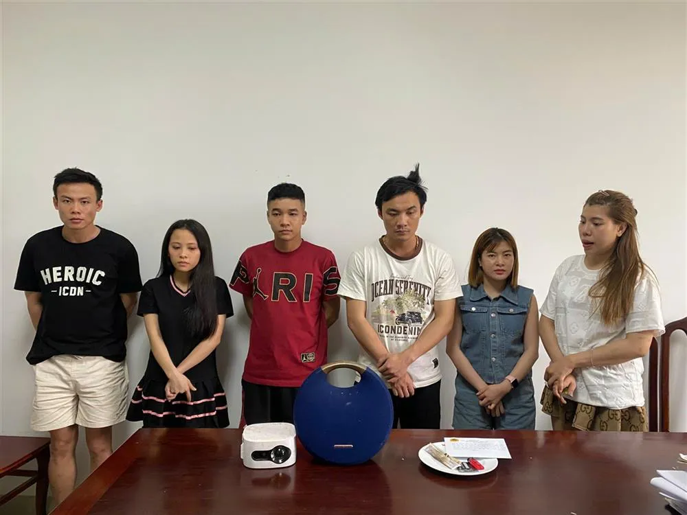 Bắt quả tang nhóm nam, nữ tổ chức sử dụng ma túy trong villa