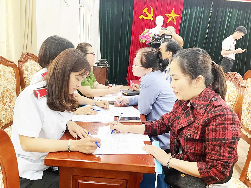 Luật BHXH 2024 có thêm quy định nào mới xử lý đơn vị nợ BHXH không?