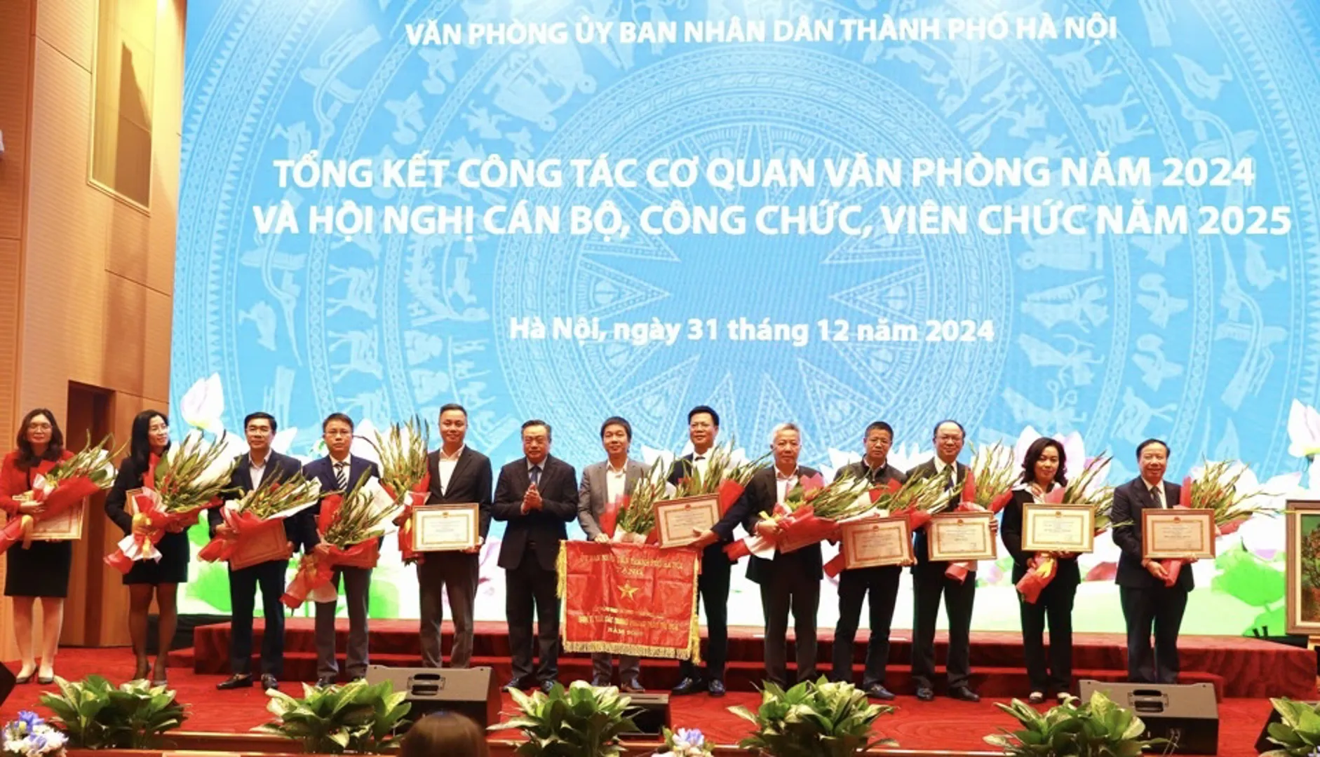 Văn phòng UBND TP Hà Nội: tạo đột phá trong ứng dụng công nghệ thông tin vào xử lý công việc