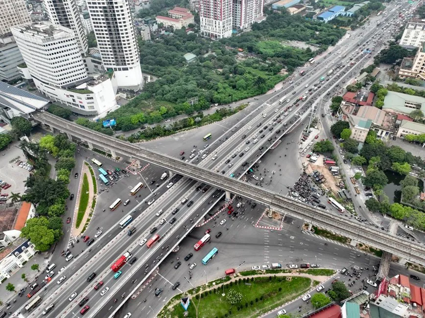 Hà Nội nỗ lực tháo gỡ các điểm nghẽn giao thông