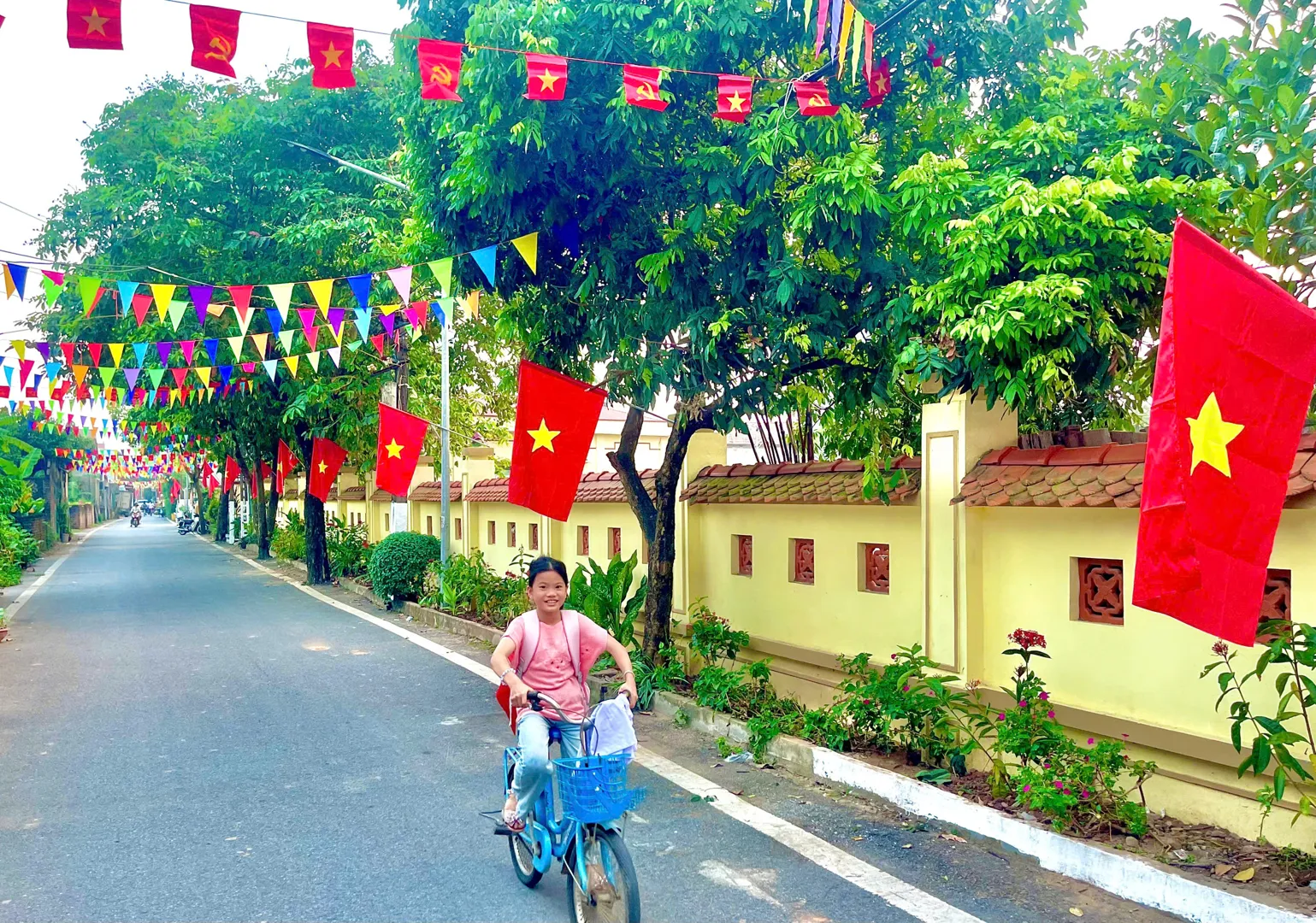 Hà Nội: thực hiện tốt phong trào thi đua "Sáng - Xanh - Sạch - Đẹp"