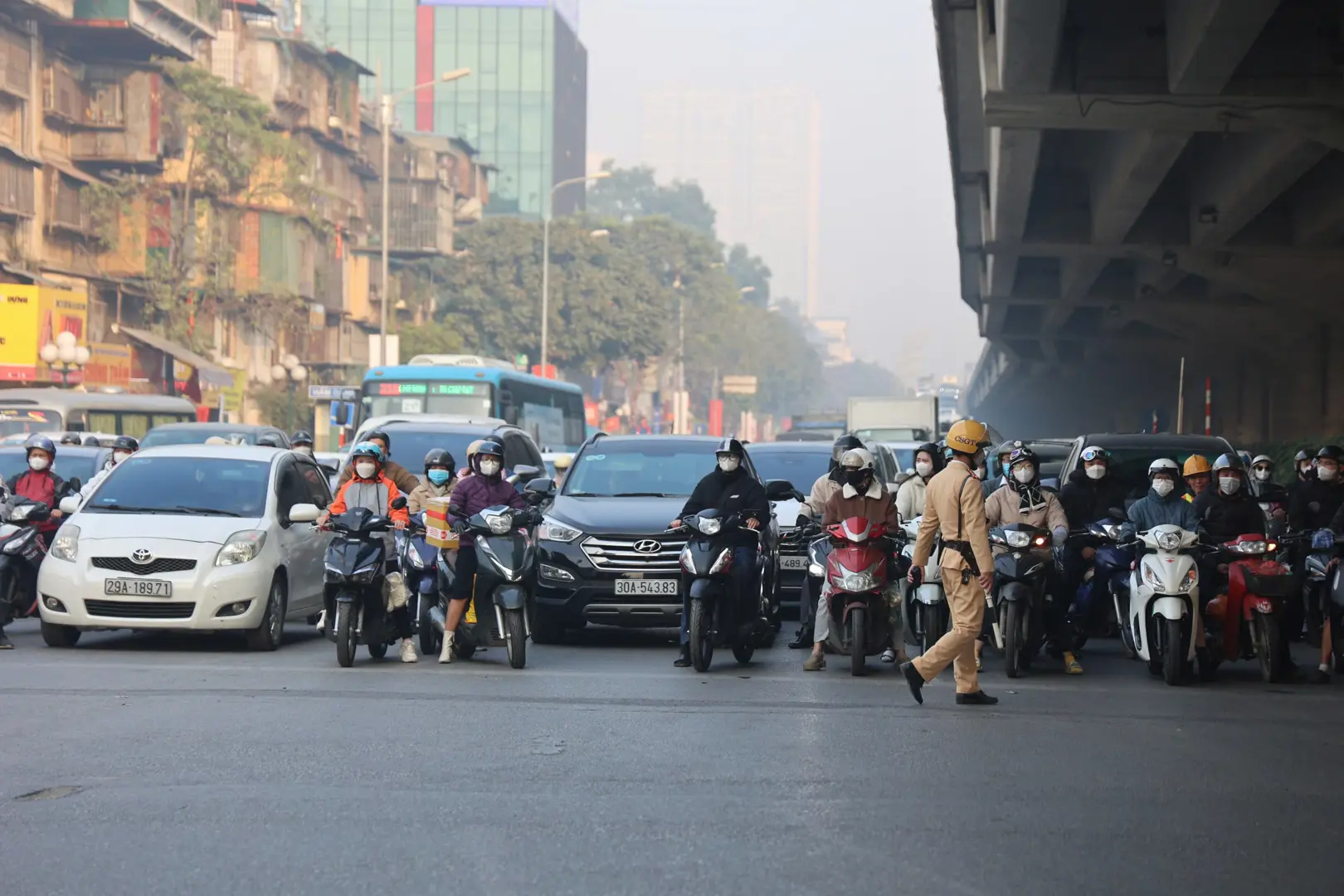 Không thể “một sớm một chiều”