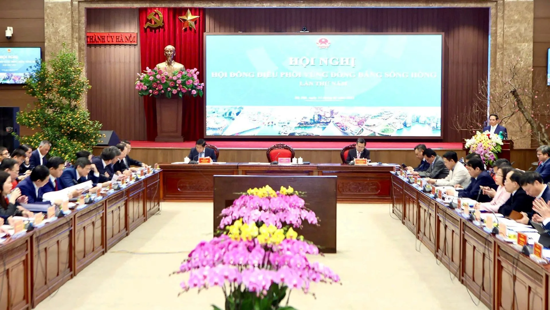 Thủ tướng Chính phủ: Hà Nội, vùng Đồng bằng sông Hồng phải làm sống lại các dòng sông