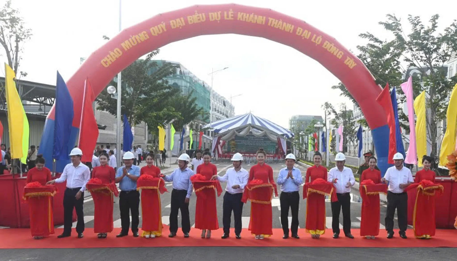 Bến Tre: công bố và khánh thành nhiều công trình, dự án quan trọng