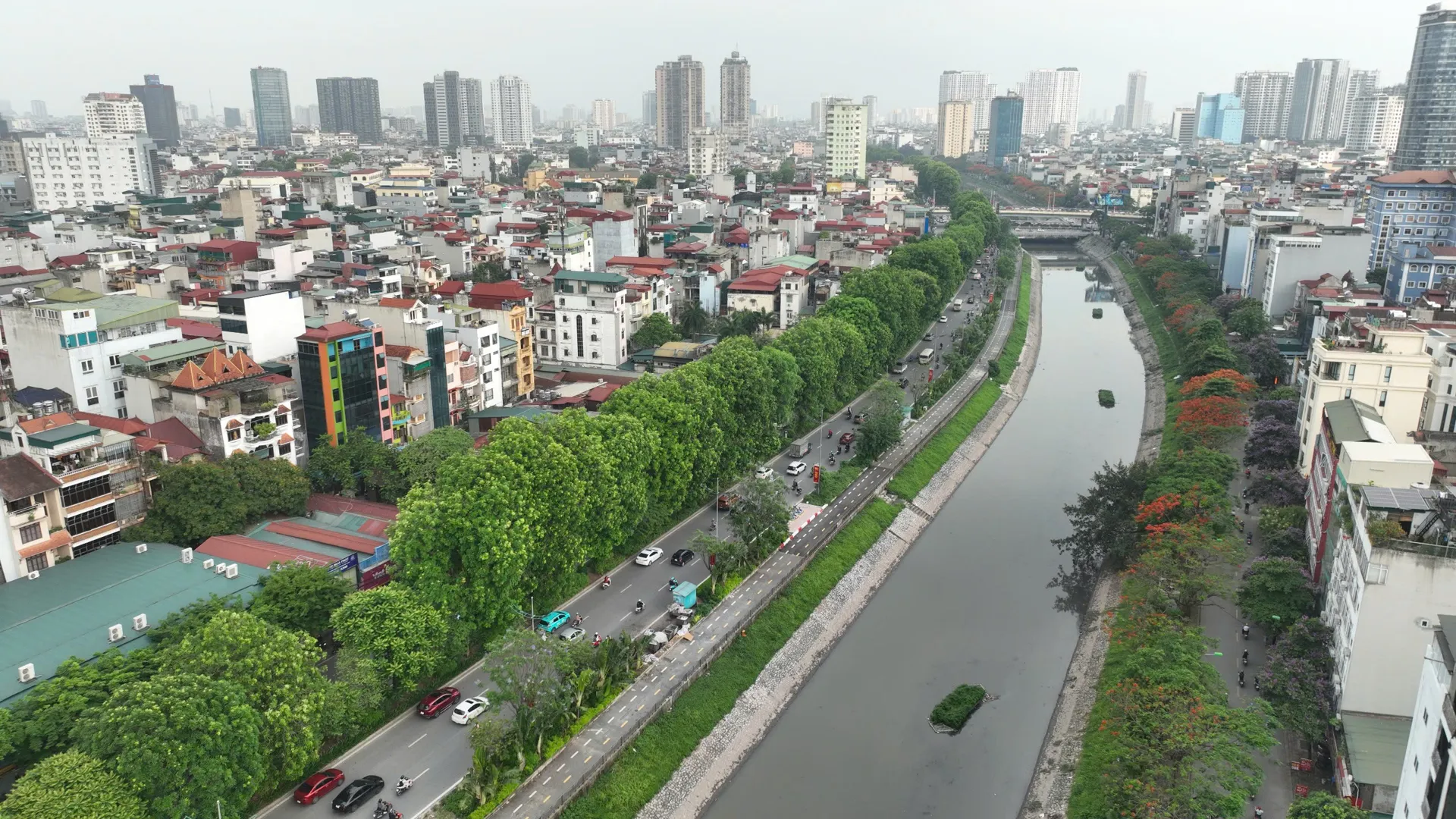 Bổ cập nước sông Hồng “cứu” sông Tô Lịch: Giải pháp cấp bách được kỳ vọng