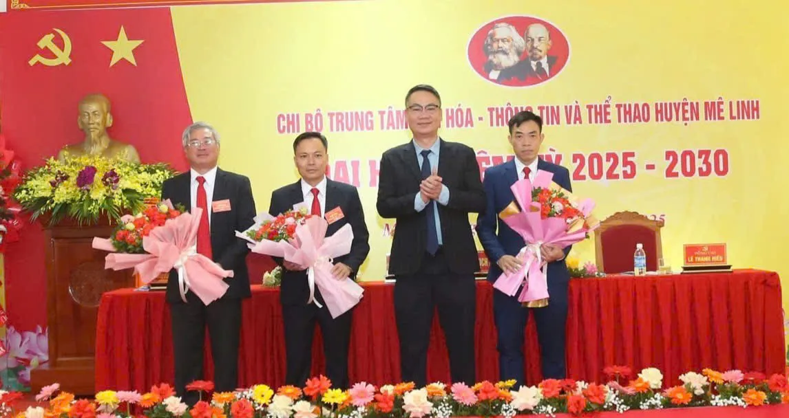 Mê Linh: Tổ chức thành công đại hội điểm chi bộ