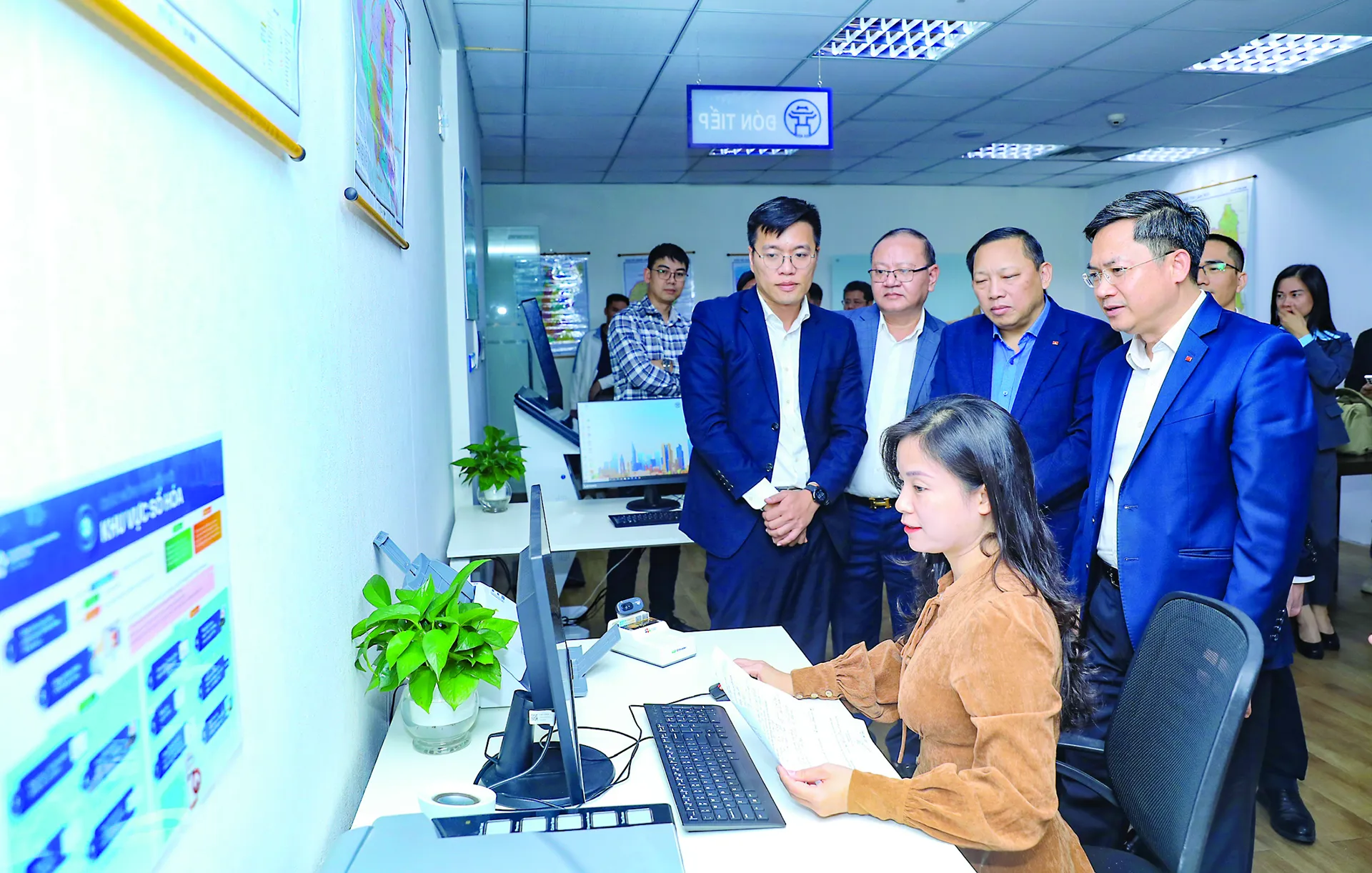 Thực hiện Đề án 06 tại Hà Nội: Lấy người dân là trung tâm