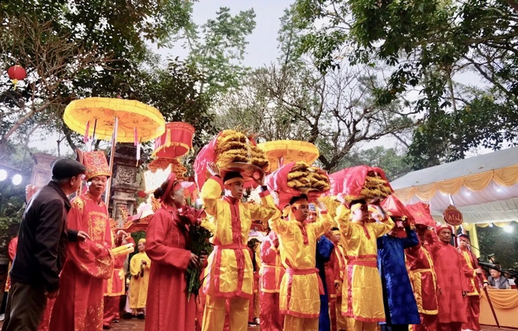 Đầu Xuân đi trẩy hội Gióng- di sản văn hoá phi vật thể của nhân loại