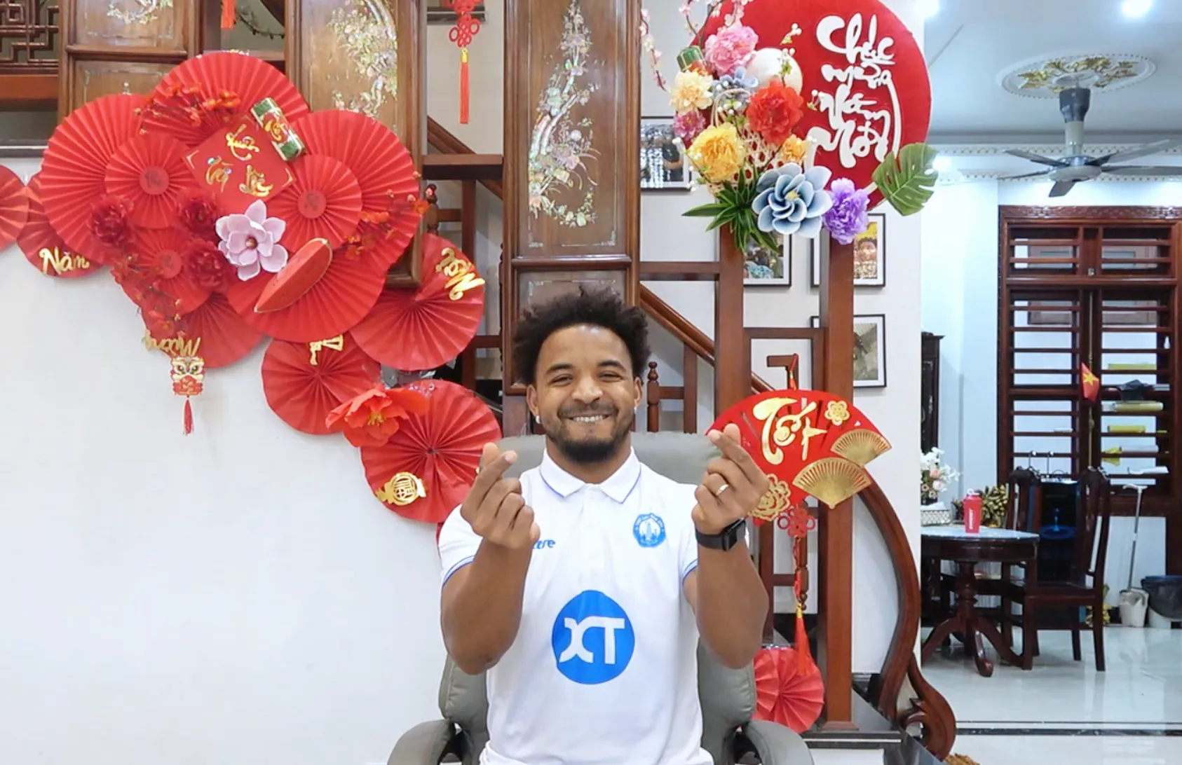 Xuân Son chúc Tết bằng tiếng Việt, chia sẻ quá trình hồi phục chấn thương