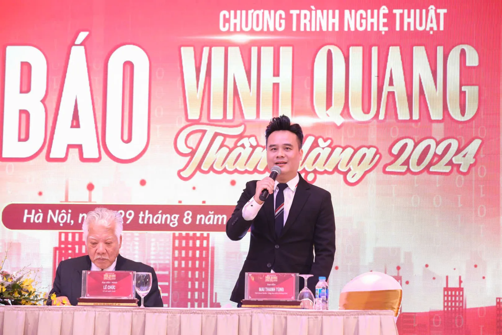 Đạo diễn Mai Thanh Tùng - người “tiếp sáng” những di tích của Hà Nội