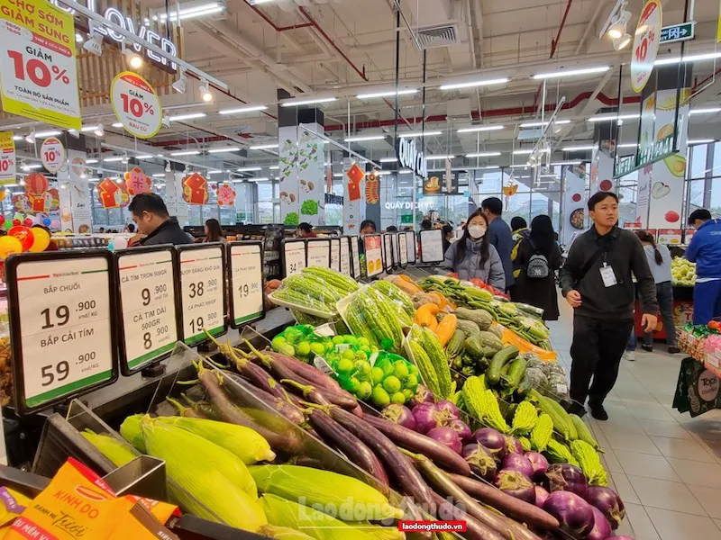 Hà Nội: Bán lẻ hàng hoá và doanh thu dịch vụ tiêu dùng tăng 8,6%