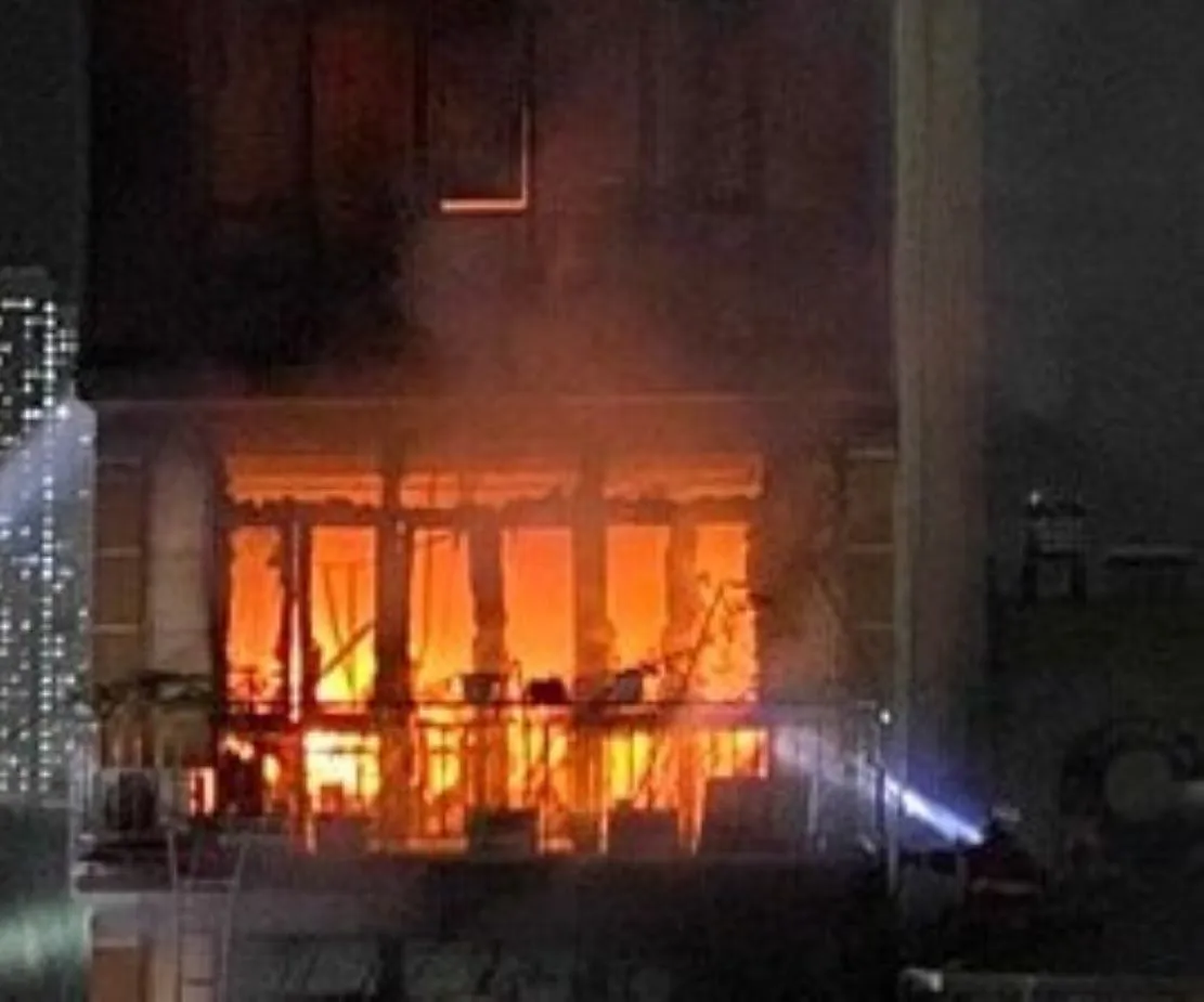 Khởi tố kẻ phóng hỏa đốt nhà khiến mẹ và 2 em gái bị bỏng