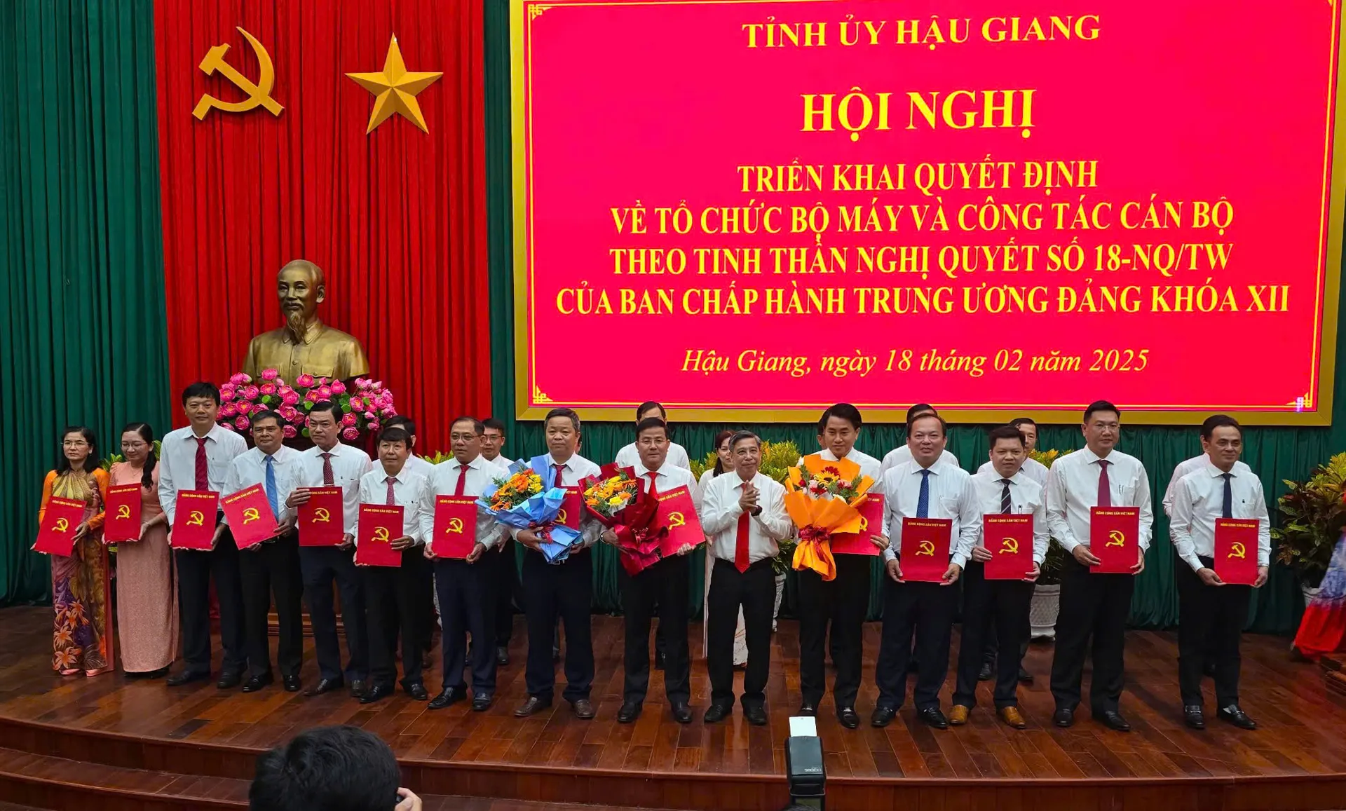 Hậu Giang triển khai quyết định tổ chức bộ máy, công tác cán bộ