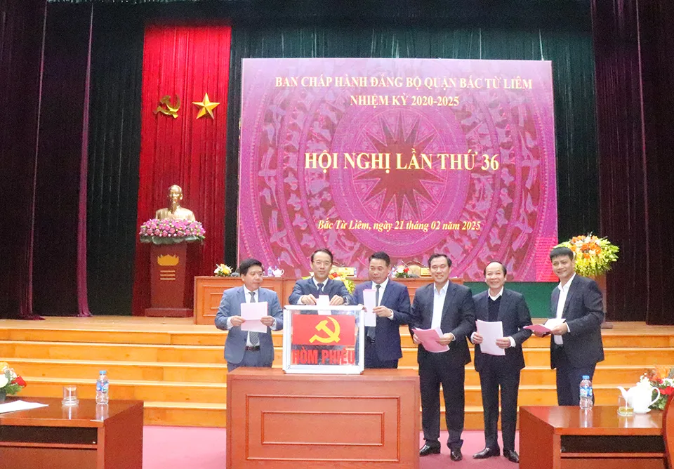 Bắc Từ Liêm bảo đảm tiến độ tổ chức Đại hội Đảng bộ quận trước 20/6
