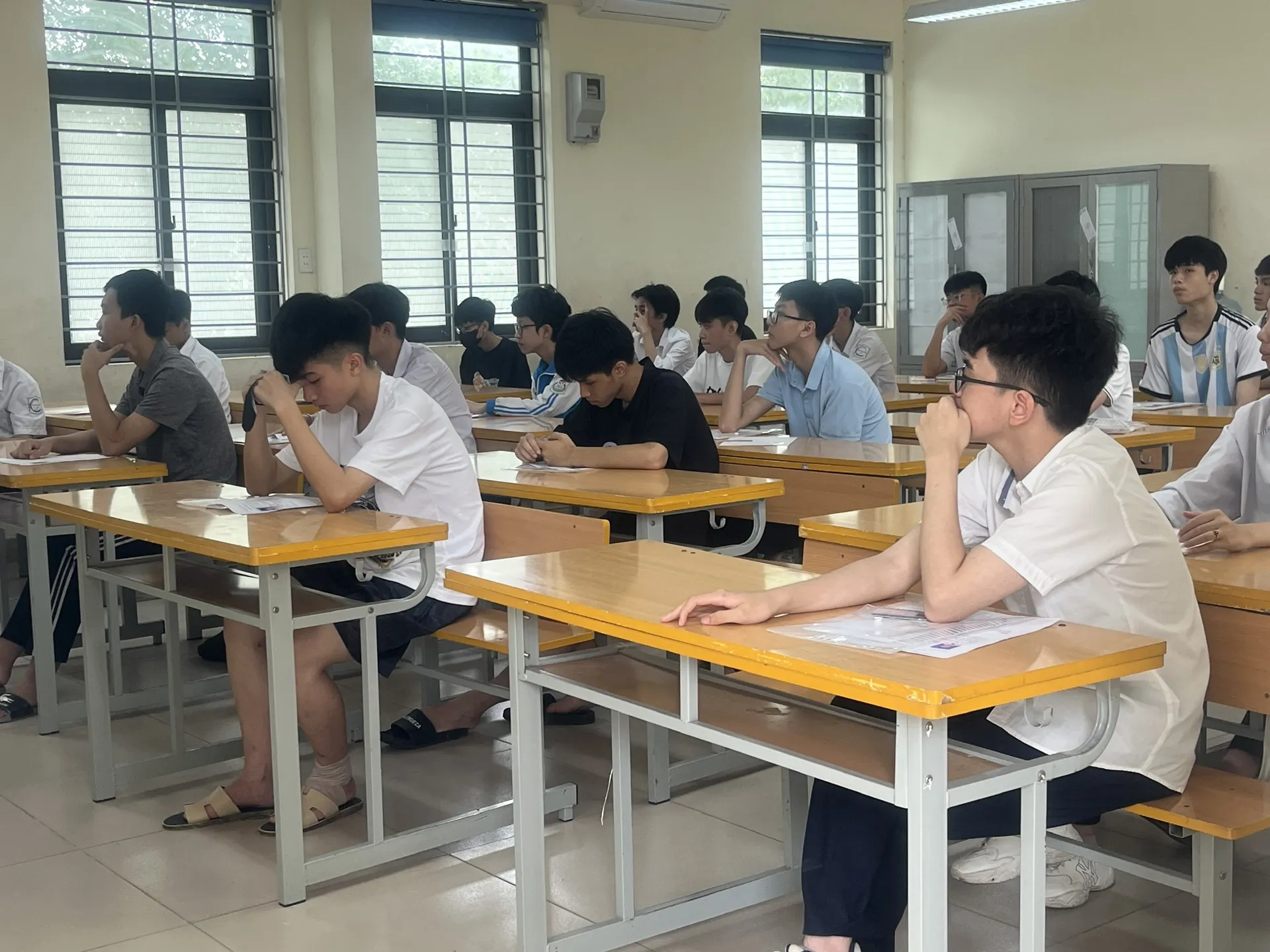Bộ GD&ĐT thành lập đoàn kiểm tra việc thực hiện quy định dạy thêm, học thêm