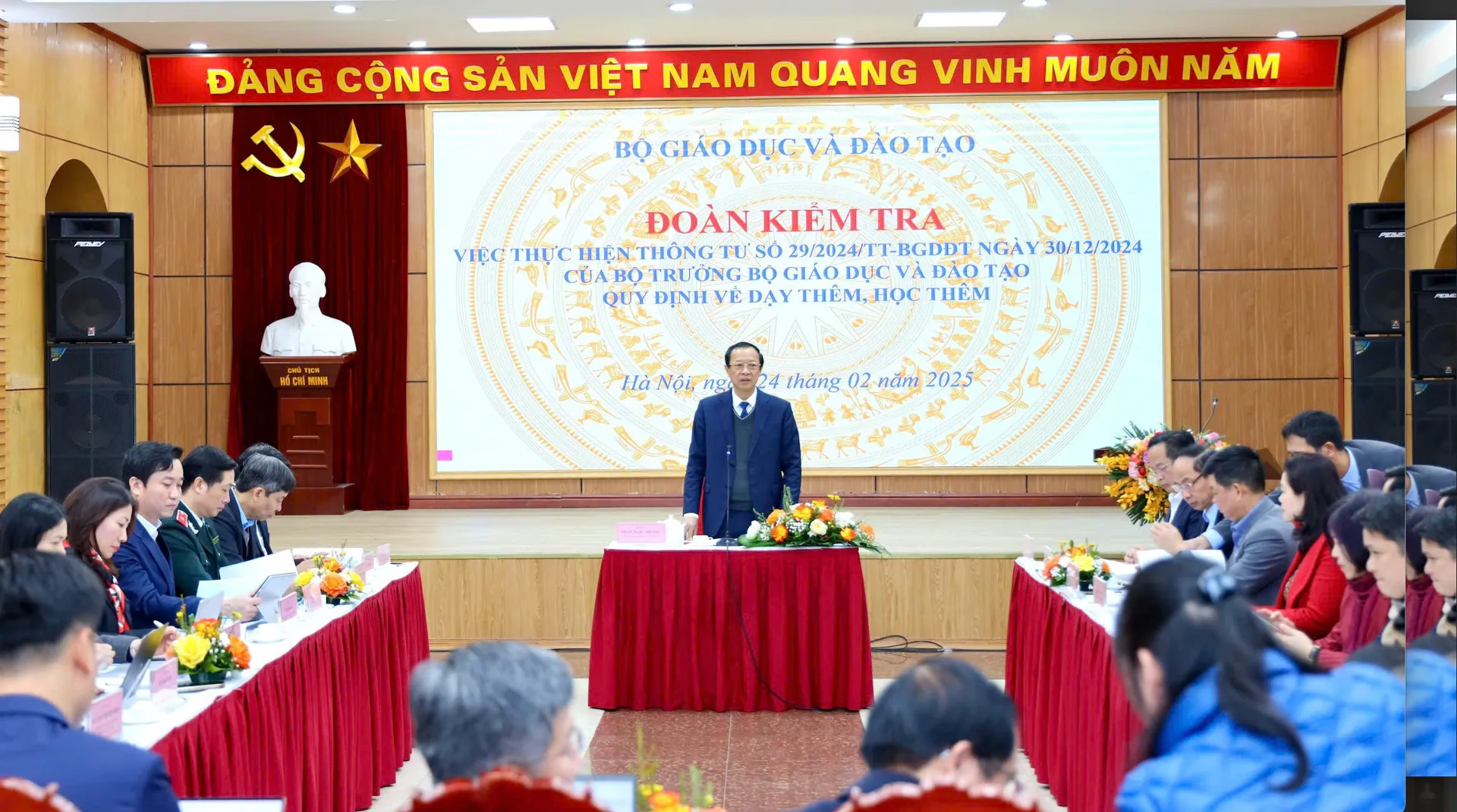 Hà Nội thực hiện “5 không, 4 đề cao” để chấm dứt dạy thêm, học thêm