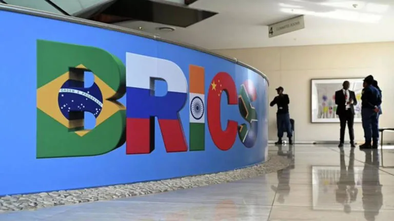 Zimbabwe tuyên bố nỗ lực gia nhập BRICS “bằng mọi giá”