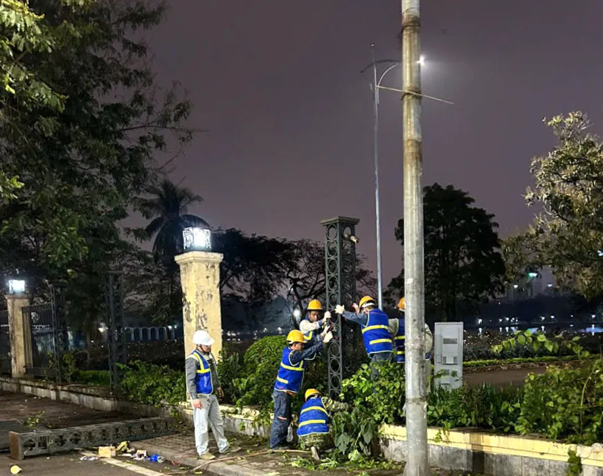 Dự án hạ rào Công viên Thống Nhất nỗ lực ngày, đêm để về đích sớm