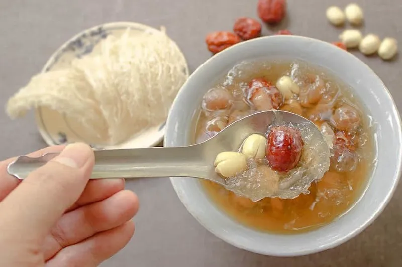 6 nhóm người nên tránh xa tổ yến kẻo rước họa vào thân
