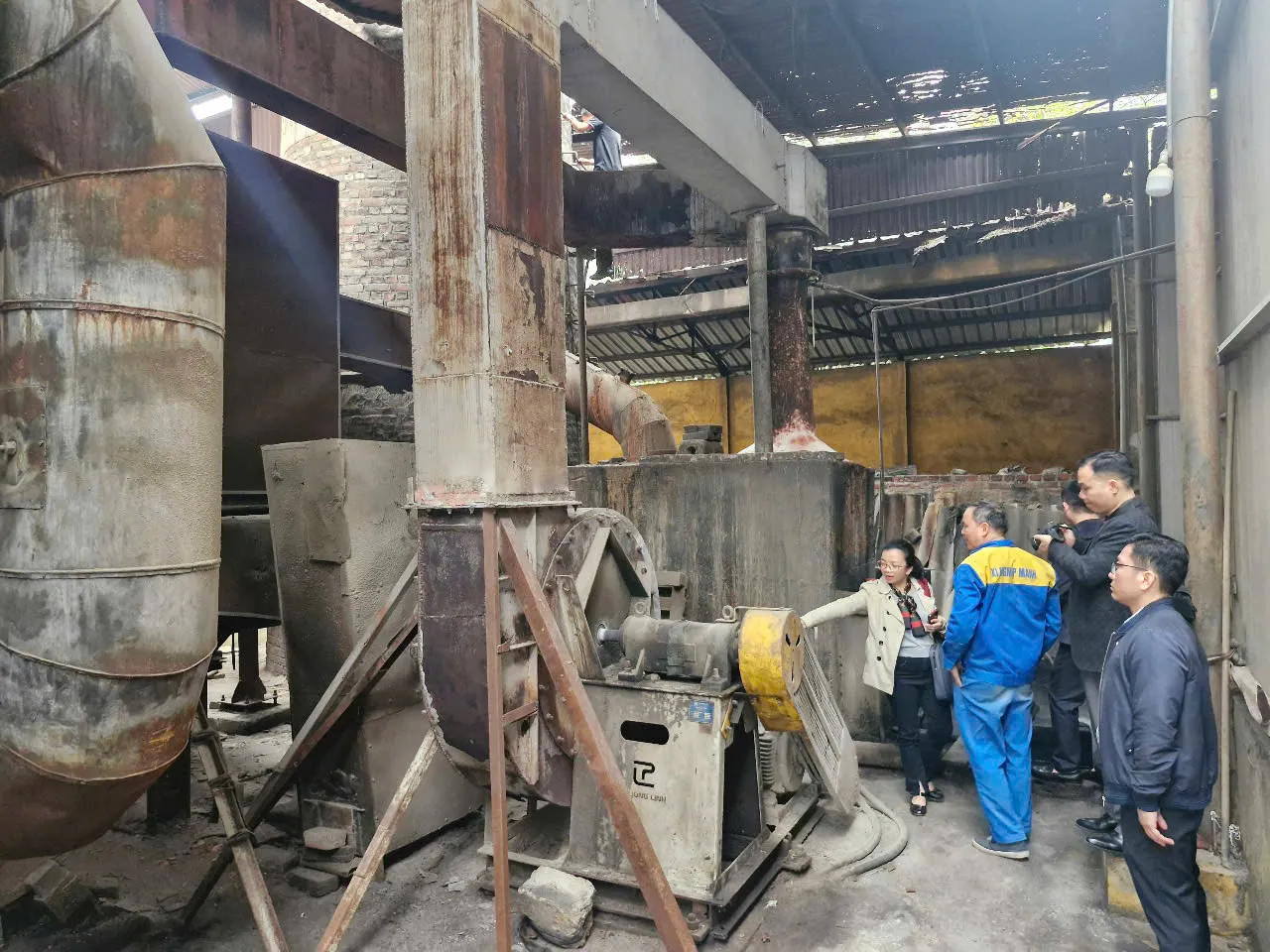 Khẩn trương khắc phục tình trạng ô nhiễm môi trường tại công ty dệt