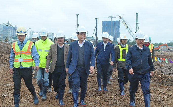 Hanoi mayor urges speedier construction of wastewater treatment plant